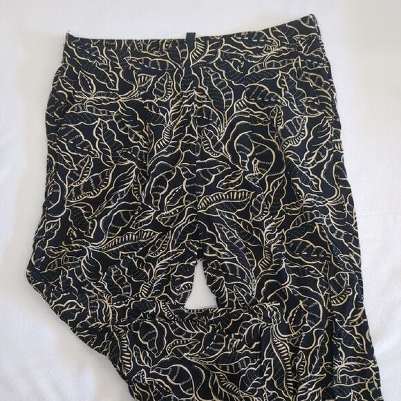 Meg & Margot Black and Gold Patterned Pants rayon size XL - Picture 1 of 5